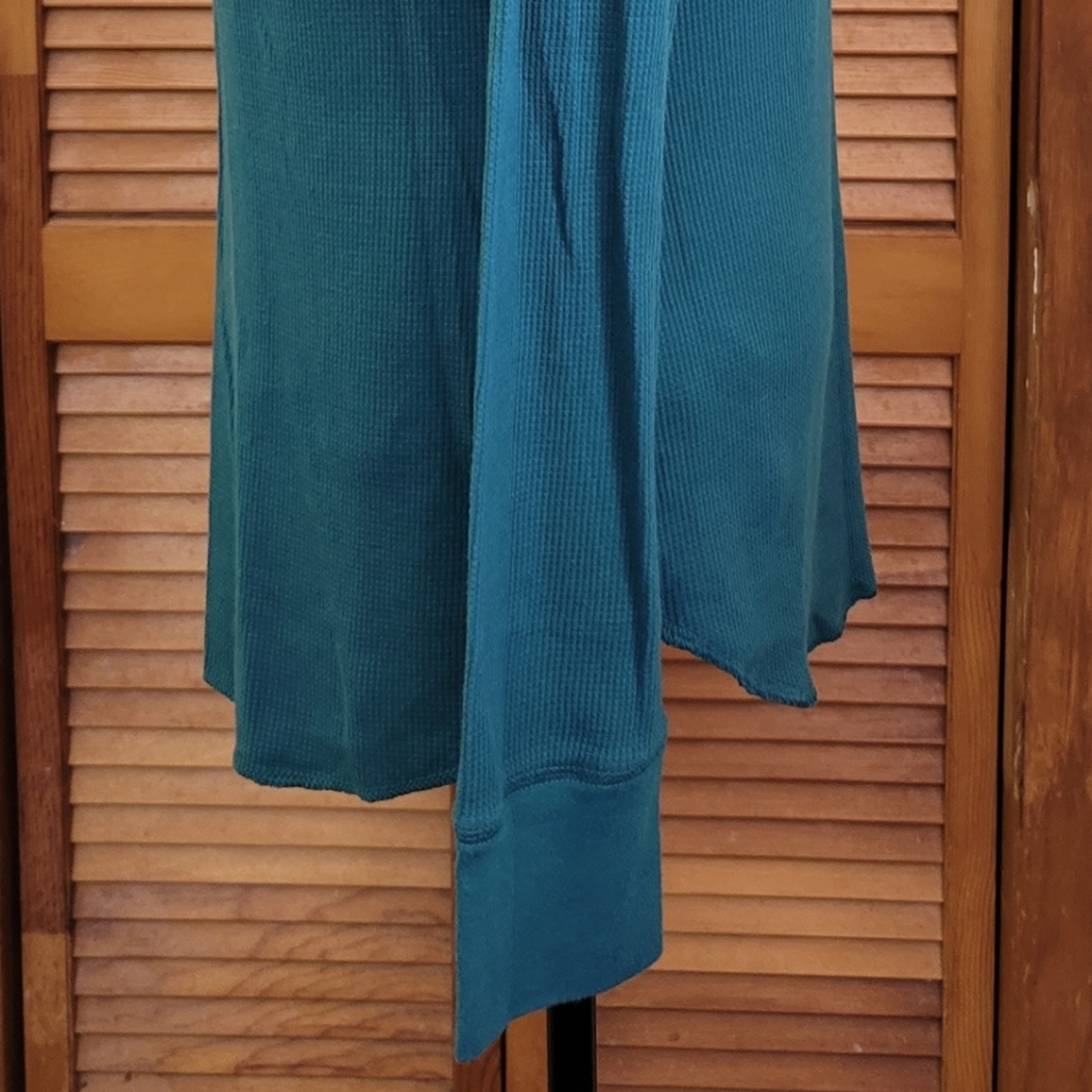 EUC Old Navy Thermal-Knit Long Sleeve Tee Size XL - Picture 12 of 12